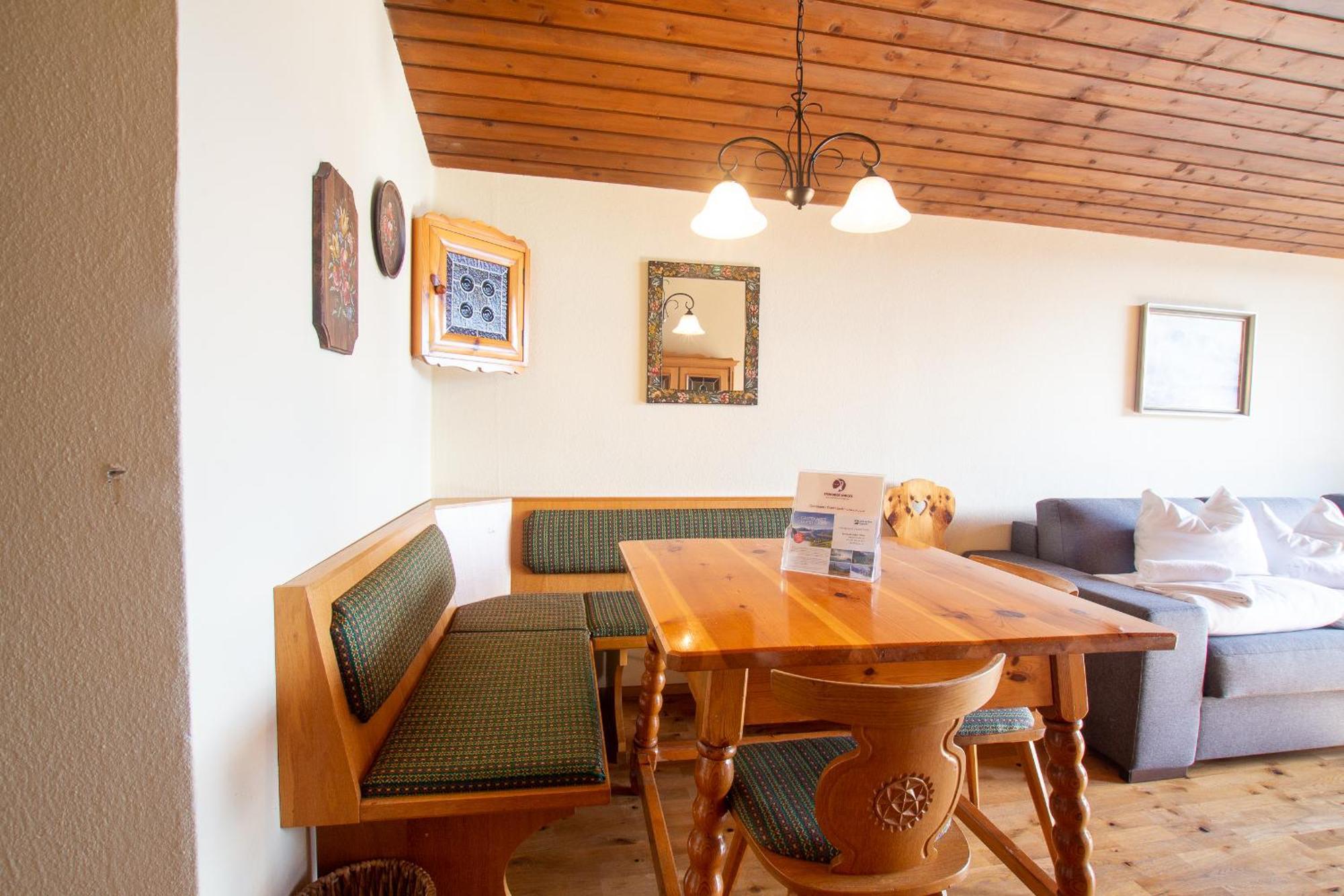 Apartment Schmid - Steinbock Lodges ไมส์โฮเฟิน ภายนอก รูปภาพ